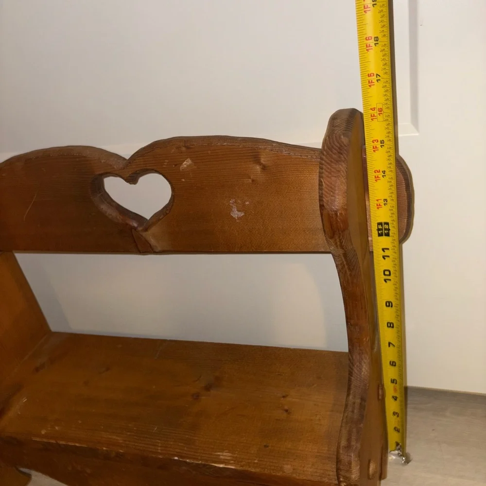Cottagecore Wooden Mini Heart Bench🤎